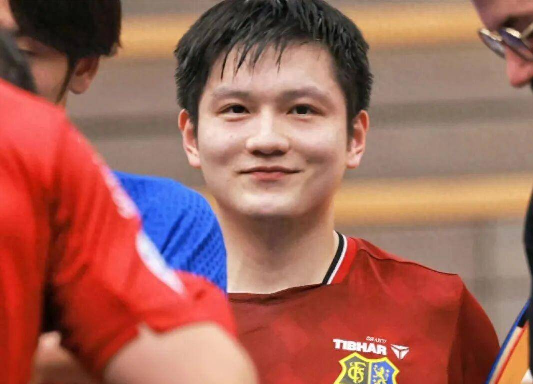 包含国际比赛日山东男篮手感冰凉——德国杯节点到来,赛场秩序良好,年轻球员得到机会的词条 包含国际比赛日山东男篮手感冰凉——德国杯节点到来,赛场秩序良好,年轻球员得到机会的词条