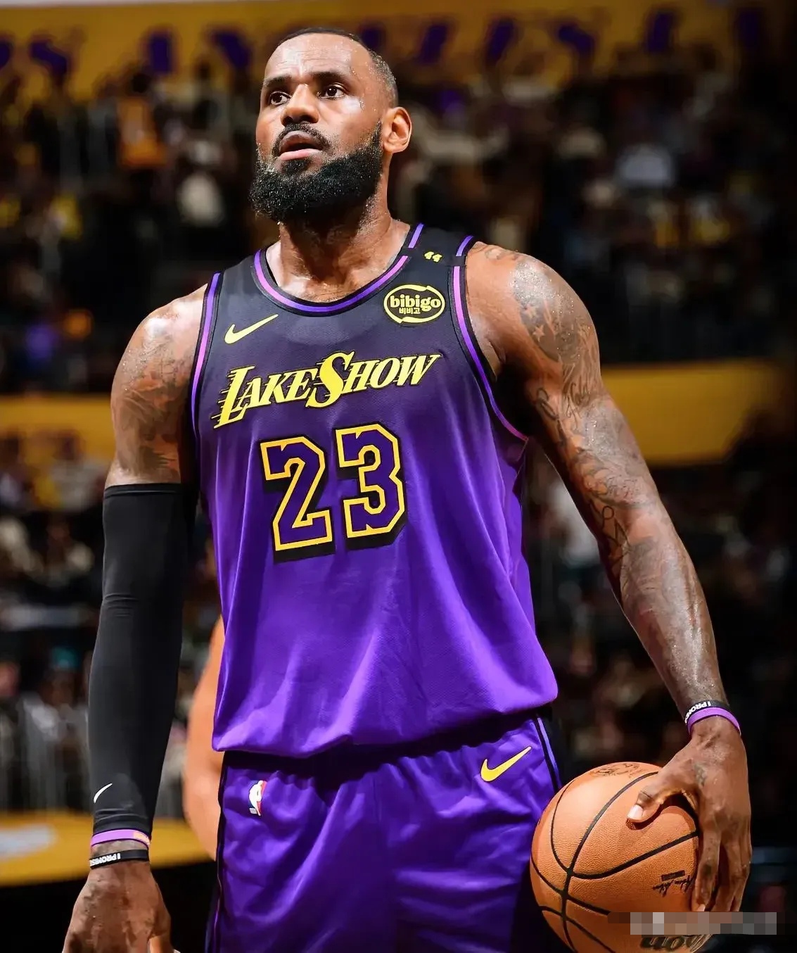 Uzi在掘金比赛中关键助攻,关键助攻引发热议!的简单介绍 Uzi在掘金比赛中关键助攻,关键助攻引发热议!的简单介绍